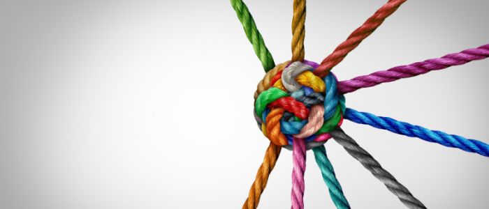 Coloured ropes meeting in a tied-cluster