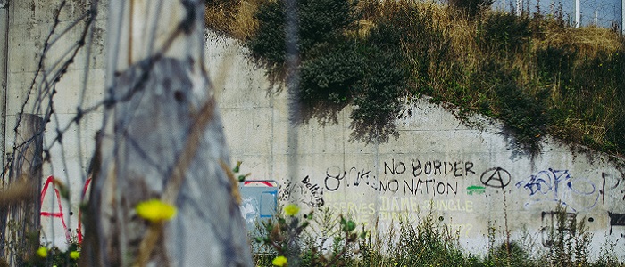 Wall with grafitti